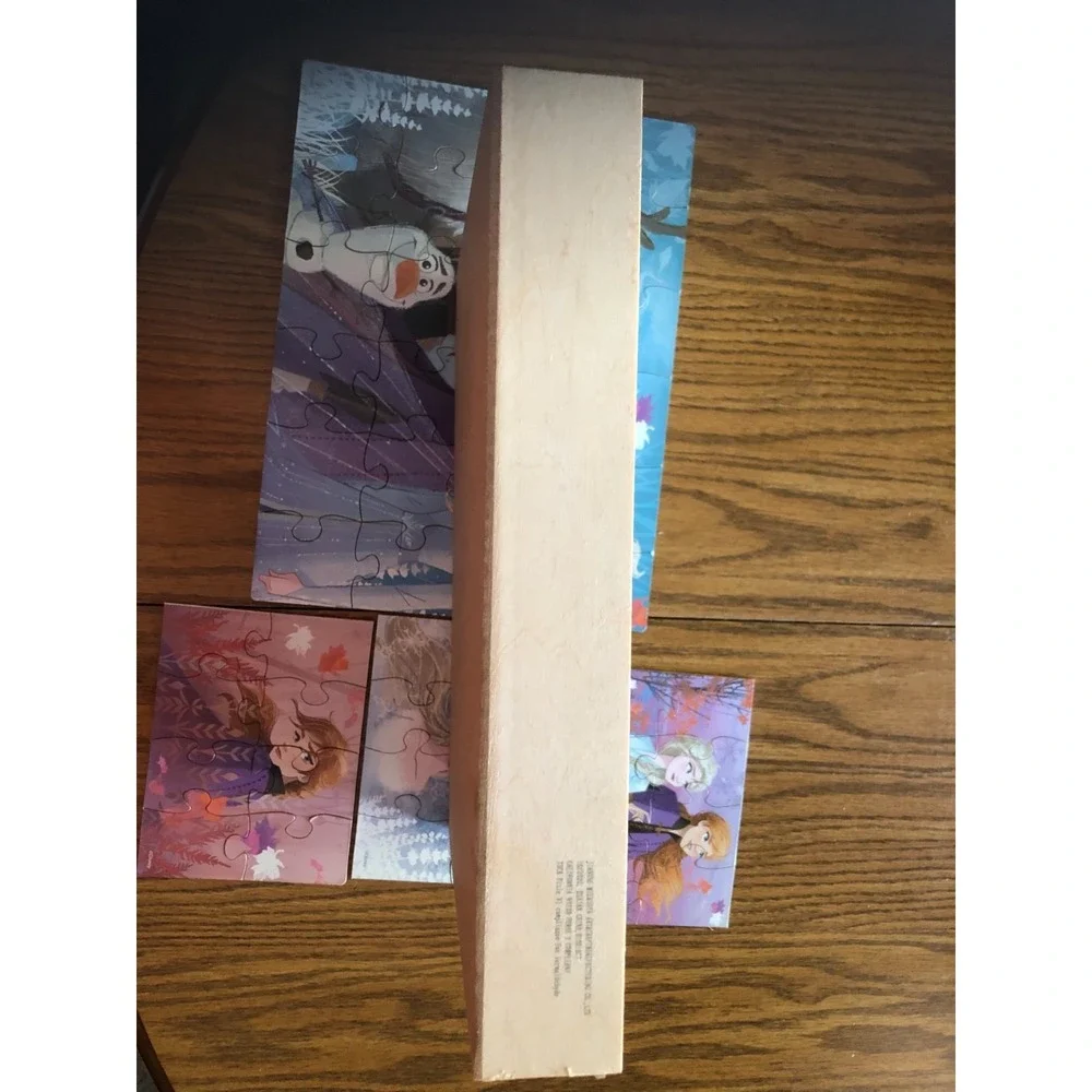Disney Frozen II 5 WOODEN PUZZLES w/WOOD Storage BOX